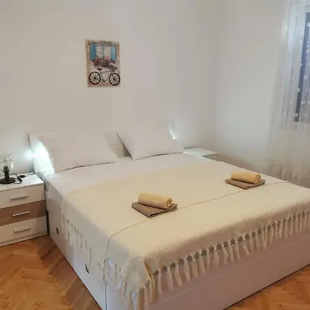 Sanja Apartman *