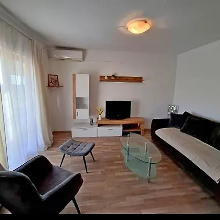 Apartman Sanja Povljana