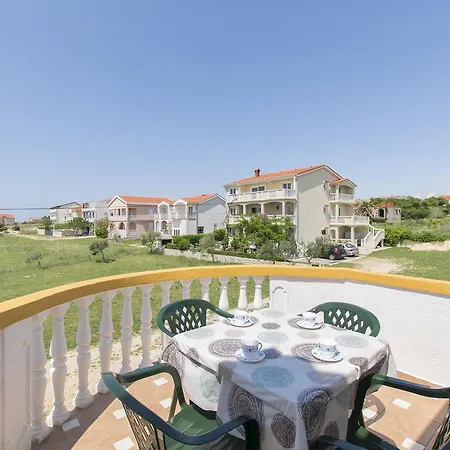 Sanja Apartman Povljana