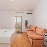شقة Sanja