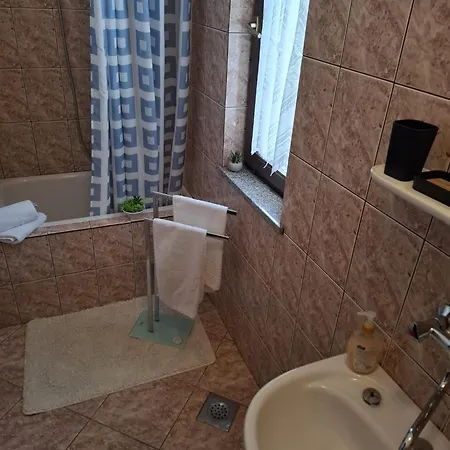 Apartamento Sanja Povljana