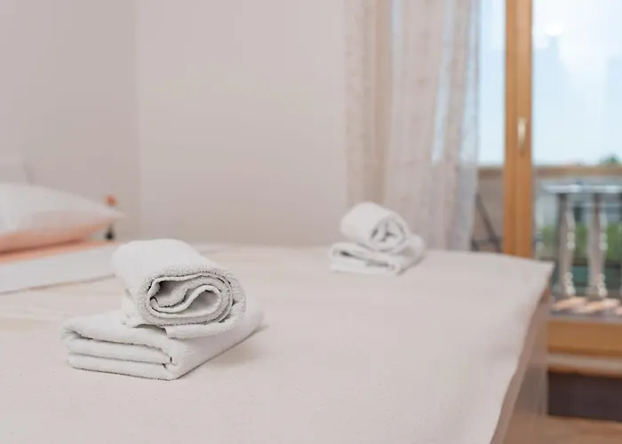 Sanja Apartment Povljana