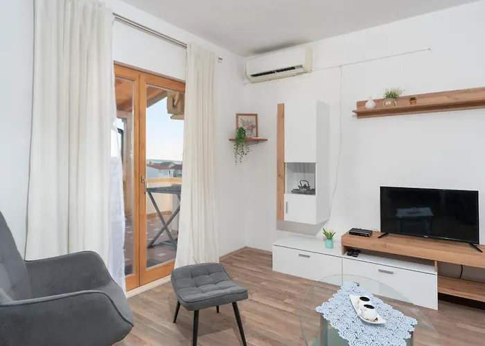 Sanja Apartment Povljana
