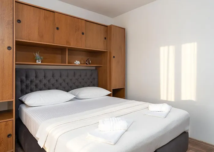 Sanja Apartman Povljana