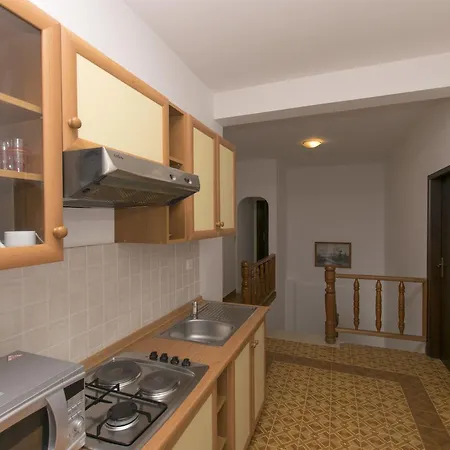 Apartment Sanja *